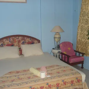 Casavilla Travellers Hostel